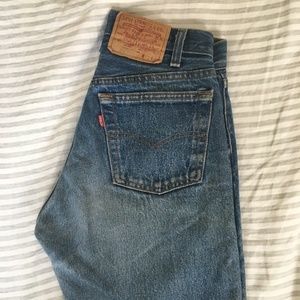 80’s Vintage 501 Jeans, Medium Wash , Size 27